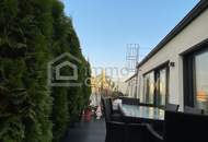 WUNDERSCHÖNES PENTHOUSE - 2 GROSSE TERRASSEN - ELITÄRES WOHNEN - 4 ZIMMER- GARAGENPLATZ ZUR ANMIETUNG