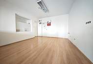 ca. 1.800m² Halle mit Rampen und ebenerdiger Einfahrt | beheizt | 250m² Büro | Groß-Enzersdorf mit Nähe zum 22. Bezirk