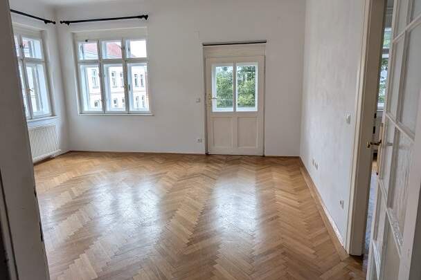 Charmante 2 Zimmerwohnung mit ca. 60 m² und 2 Balkonen mit ingesamt ca. 10 m² im 2. Stock eines Altbaus in sehr guter Lage des 15. Bezirk, unweit des Westbahnhofs, der Lugner City und der Stadthallte, Wohnung-miete, 920,00,€, 1150 Wien 15., Rudolfsheim-Fünfhaus