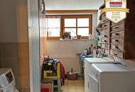 Gemütliches Ein- oder Zweifamilienhaus mit weitläufigem Garten