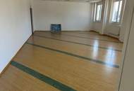 Hochwertige Büros günstig zu vermieten 500 und 550 m² verfügbar und 280 m² in einem Extragbäude B Widmung.