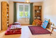 GROßZÜGIGES WOHNEN MIT SÜDBALKON UND KACHELOFEN