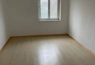 Wohnen mit viel Grün - 3 Zimmer Wohnung mit BALKON, Bad mit Wanne - Zentrumsnah & bestens angebunden!