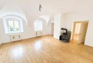 Schlossromantik: Altbauwohnung mit Garten und Terrasse