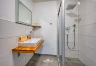 Top-Investitionsgelegenheit mit super Seeblick, Apartments und Restaurant in Seewalchen am Attersee