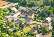 Zwei Häuser, ein Grundstück: Ihr neues Zuhause mit laufenden Mieteinnahmen