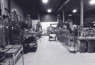 Werkshallen mit Werkstatt und Lager sowie Büroflächen