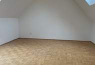 Zentrale, sonnige & großzügige 3-Zimmer Dachgeschosswohnung! Geidorf/ Super Preis/ Bezug Sofort.