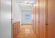 "Dachgeschoss- nahe Traisenpark- 3 Zimmer -Loggia"