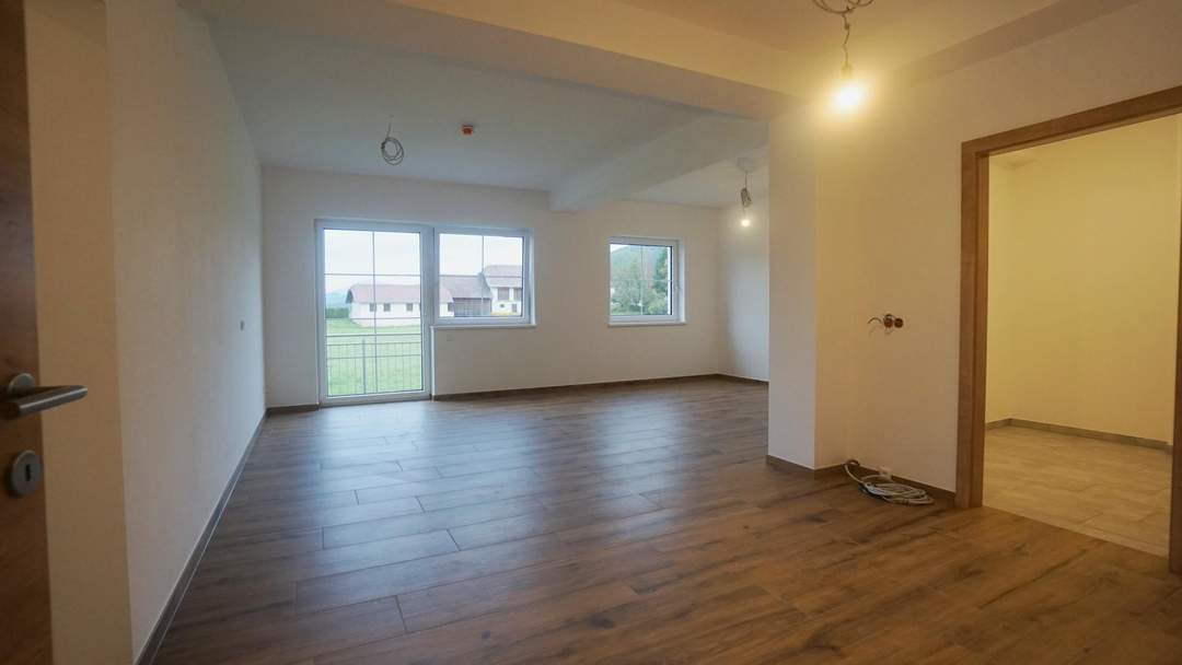 Erstbezug: Exklusive, lichtdurchflutete 4 Zimmer Wohnung