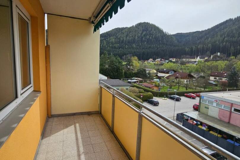 3 MONATE MIETFREI! 3 ZIMMERWOHNUNG MIT LOGGIA - PROVISIONSFREI !!!, Wohnung-miete, 866,50,€, 8650 Bruck-Mürzzuschlag
