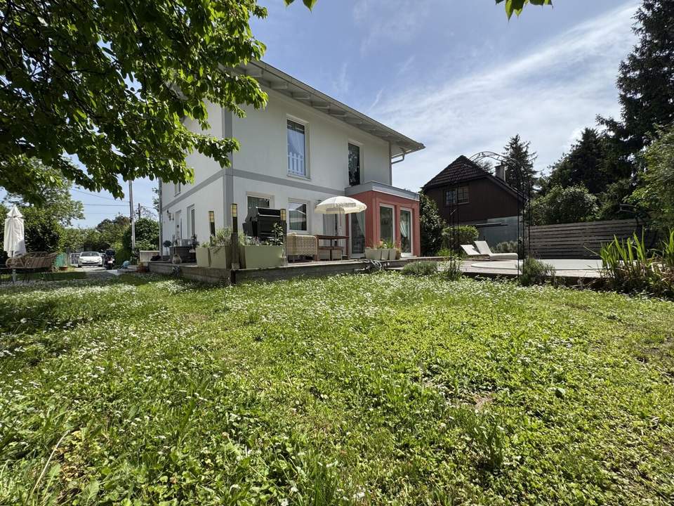Exklusives Wohnensemble: Zwei Häuser, ein Lebensgefühl – mit Pool & Sauna!