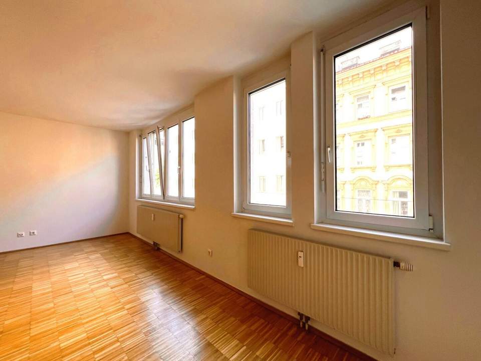 Helle, ruhig gelegene Neubauwohnung mit neuer Einbauküche Nähe U1!