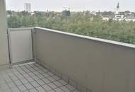 Tolle Wohnung mit Loggia und Parkplatz