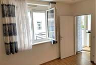 Wiener Straße: 2 Zimmerwohnung mit südwestlichen Balkon und Stellplatz inklusive!