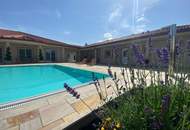 Ultimativer Luxus im Mediterranen Stil: Sensationeller Bungalow mit Pool in Exklusiver Ausstattung und Top Ruhelage, hier erfüllt sich Jeder Wohntraum