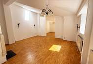 Exklusives Dachgeschoß-Juwel in Turmvilla mit großem Gartenanteil