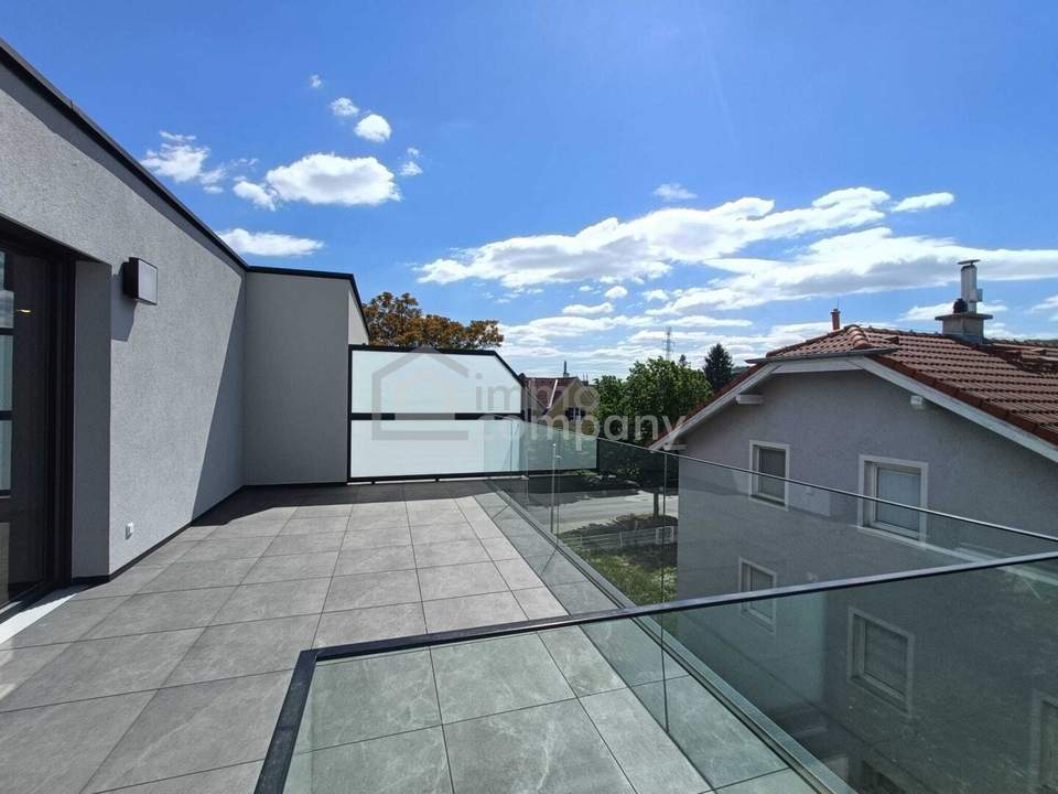 Reihenhaus in Donaunähe, Blick auf den Leopoldsberg - Erstbezug!
