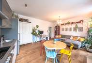 ++NEU++ Großartige 2-Zimmer ALTBAUWohnung in fantastischer Lage mit Balkon!