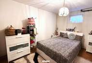 "Modernes Reihenhaus mit Pool, Keller, 2 Stellplätze&Garage!"