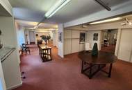 Bad Aussee Zentrum: Großes Geschäftslokal in Bestlage über 2 Etagen