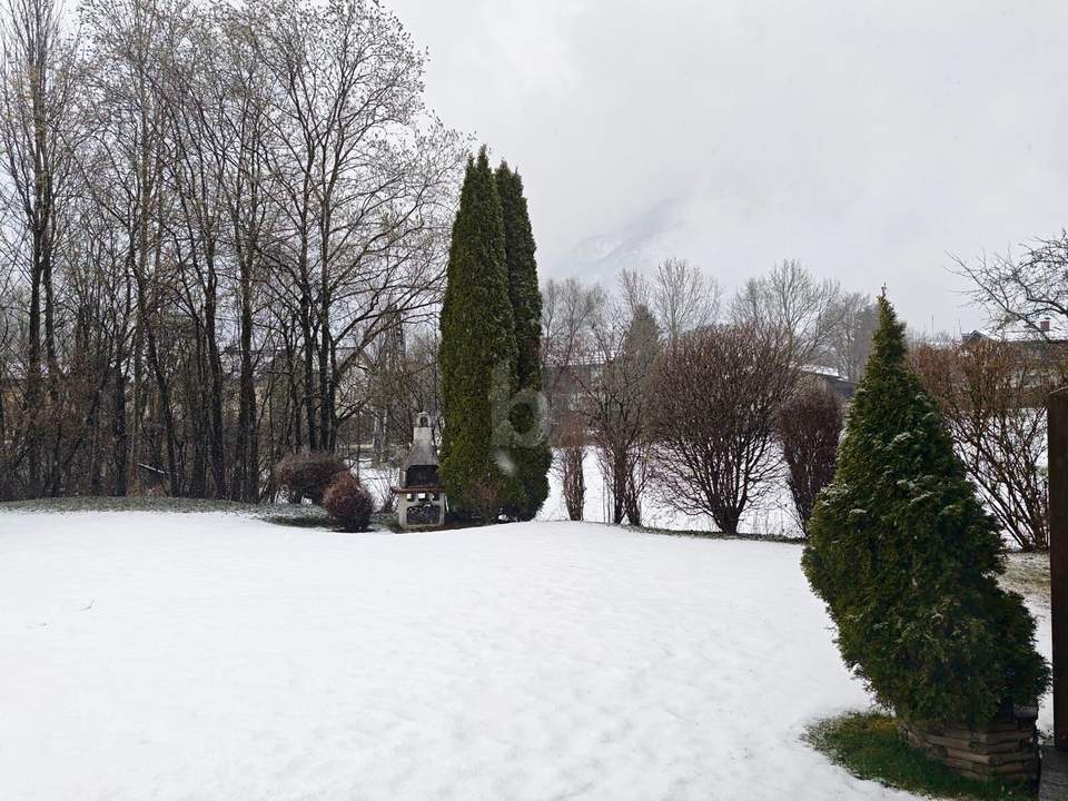 SONNIG UND ZENTRAL, PERFEKTES GRUNDSTÜCK ZUR VERWIRKLICHUNG DES EIGENEN WOHNTRAUMS!