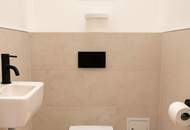 Zeitlose Eleganz trifft modernen Wohnkomfort – stilvoll sanierte 3,5-Zimmer-Altbauwohnung mit Designküche, zwei Außenflächen & Toplage nahe dem Türkenschanzpark