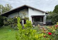 Einfamilienhaus auf großem Grundstück in ansprechender Wohngegend