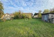 WUNDERSCHÖNES GROßES GRUNDSTÜCK IN RUHIGER UND GRÜNER LAGE