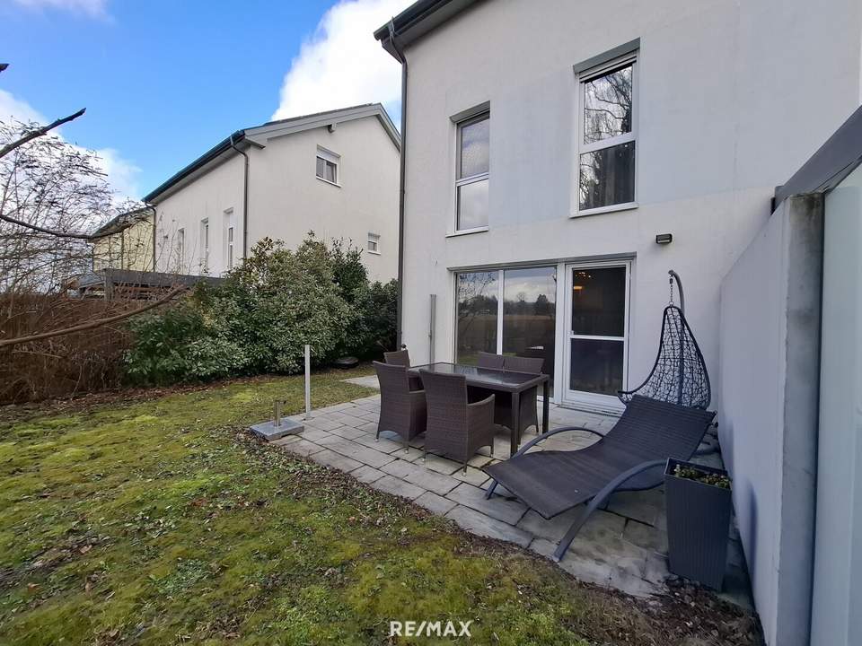 Moderne Doppelhaushälfte in St. Pölten-Süd – Wohnkomfort auf drei Ebenen