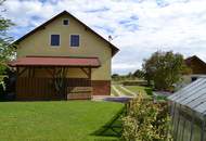 Familienhaus im Vorort von Zwettl mit Garten und Stiftsblick