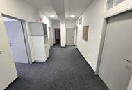 Helle Büroräume in Zentrumsnähe in Haag zu vermieten