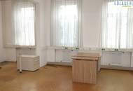 Preiswertes Altbaubüro in der Innenstadt!