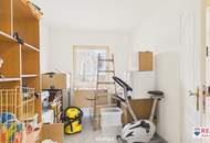 Einzugsbereites Haus mit großer Garage und großem Grundstück