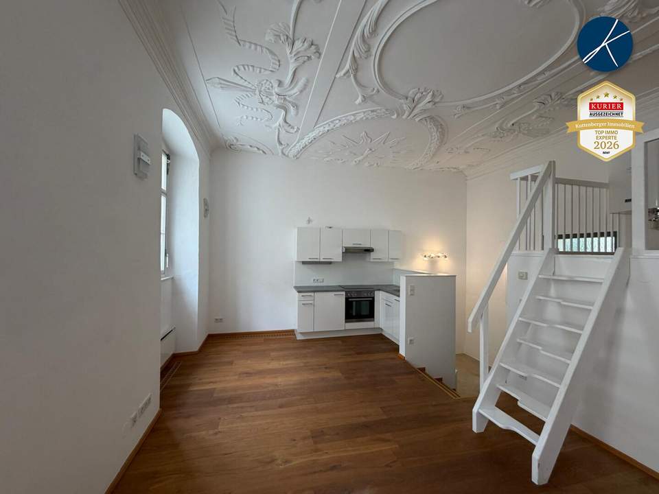 Stilvolle Galeriewohnung mit einzigartigem Altbauflair