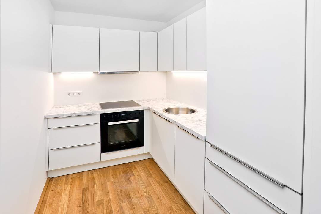 BALKON| LOGGIA | 2 ZIMMER | ST. VEIT GASSE 25 | ERSTBEZUG IN HIETZING | MIETBEGINN AB 1. DEZEMBER