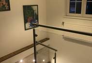 Top modernisiertes, Ein - Zweifamilienhaus, voll unterkellert, mit zwei separaten Eingängen