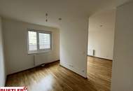 Helle Neubauwohnung mit Terrasse!