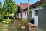 Charmantes Einfamilienhaus mit wunderschön angelegtem Garten