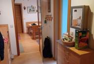 Gmunden - Theresienthal: Äußerst gepflegte, voll möblierte 53m² Erdgeschoss-Wohnung mit Garten!