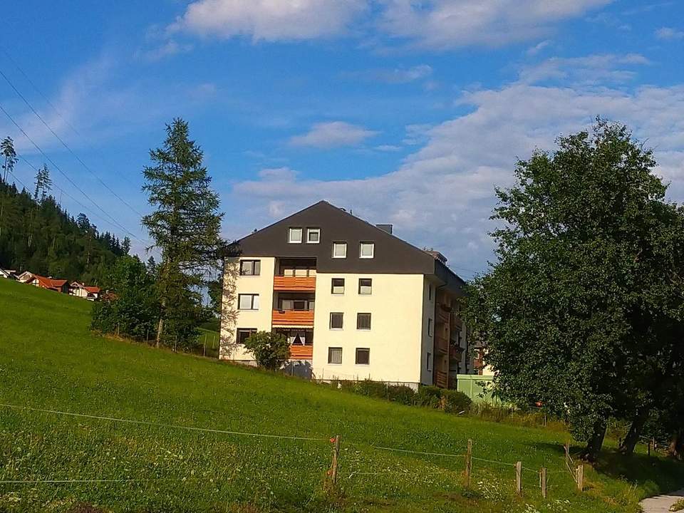 Gemütliche Wohnung in schöner Aussichtslage!