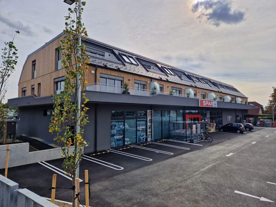 BEFRISTETE PREISREDUKTION: HELLE FAMILIENWOHNUNG MIT HERRLICHER WESTSEITIGER SONNENTERRASSE - PROVISIONSFREI - SCHLÜSSELFERTIG INKL. BAD UND OPTIONAL MIT TIEFGARAGENPARKPLATZ