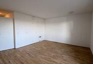 com22PLUS - Attraktiv geförderte Mietwohnung mit DECKENKÜHLUNG und Loggia mit Blick ins Grüne