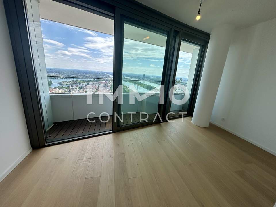 Leben im 40. Stock! Erstbezug Studio Apartment inkl. Doorman, Gym, Sauna, Pool, Bar, Eventlounge