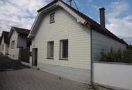 EHEM. KLEINES BAUERNHAUS IN DORFLAGE!
