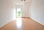 Gepflegtes Reihenhaus mit traumhaftem Garten, Terrasse, Balkon und Garage in zentraler Lage!
