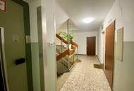 4 ZIMMER-Wohnung zu SANIEREN mit HOFSEITIGER LOGGIA