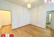 Neuer Preis!! Gut geschnittene 2-Zimmer Wohnung in absoluter Hofruhelage im ersten Stock