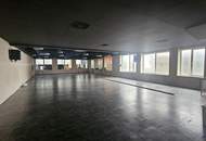 Ablösefreies Geschäftslokal in frequentierter Lage im 7. Neubau nähe Bipa, Billa, Spar ideal für alle Branchen und Dienstleistungen oder Ärztegemeinschaft