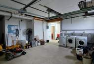 Suchen Sie ein neues Zuhause für sich und Ihre Tiere? Dieses renovierte Bauernhaus mit Nebengebäude und großem Grundstück wartet auf Sie!